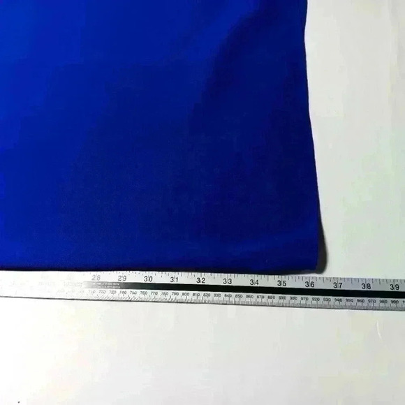 Magaschoni sleeveless dress. Ladies size 8 - Picture 5 of 7